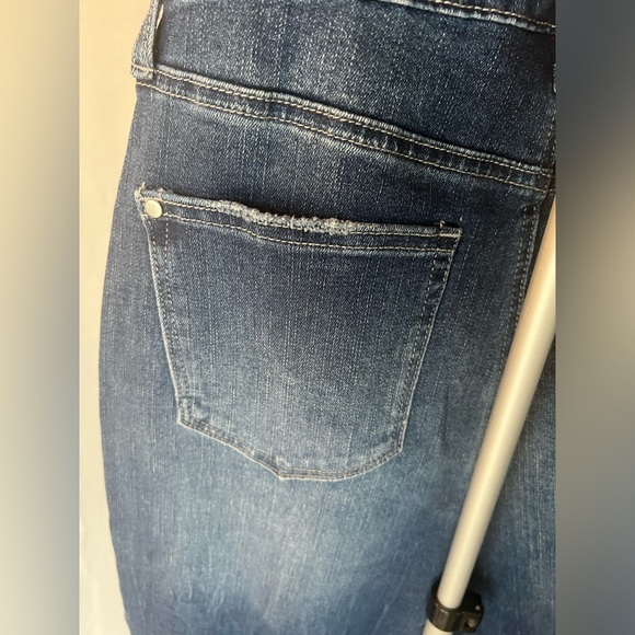 STRETCH JEANS DISTRESSED HEM - Picture 8 of 15